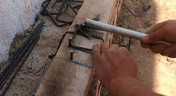 ESTRIBOS-DE-ALAMBRON-0101